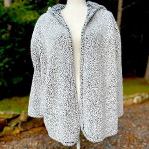 Secret Treasures XL Ladies Faux Fur Coat 💖